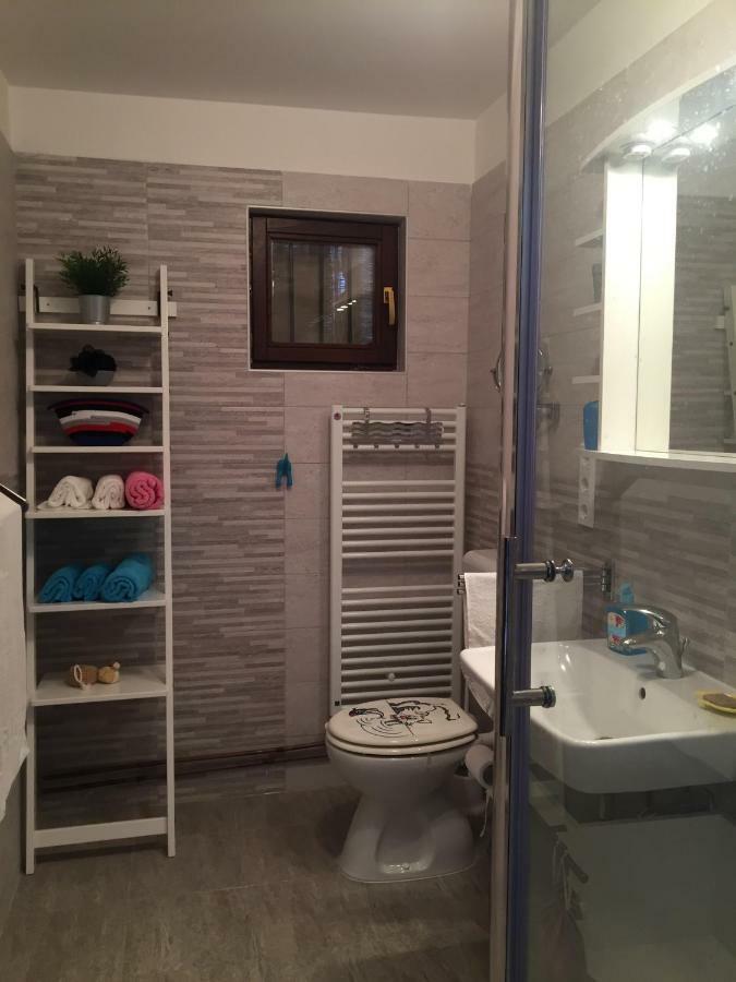 Apartman Cvenkica オミサリ エクステリア 写真